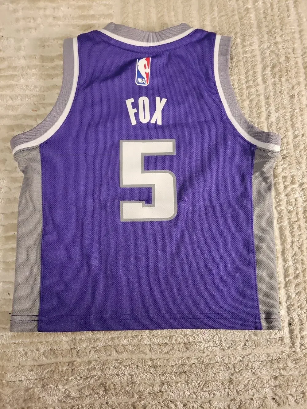 Nike De'Aaron Fox Sacramento Kings Jersey Basketball Size 2T Toddlers Boys Kids